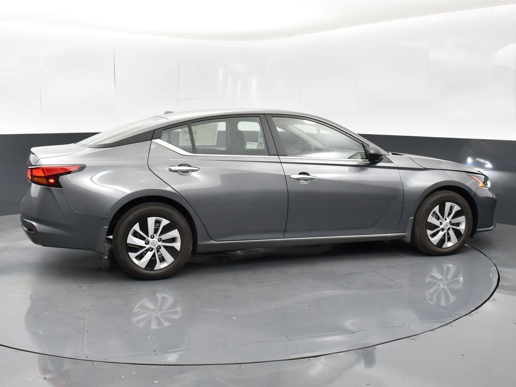New 2025 Nissan Altima 2.5 S image 8