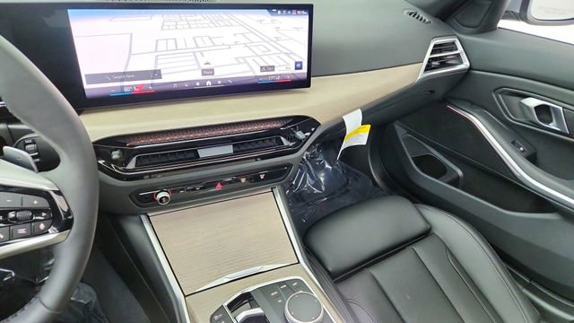 Used 2025 BMW 330i xDrive Sedan image 44