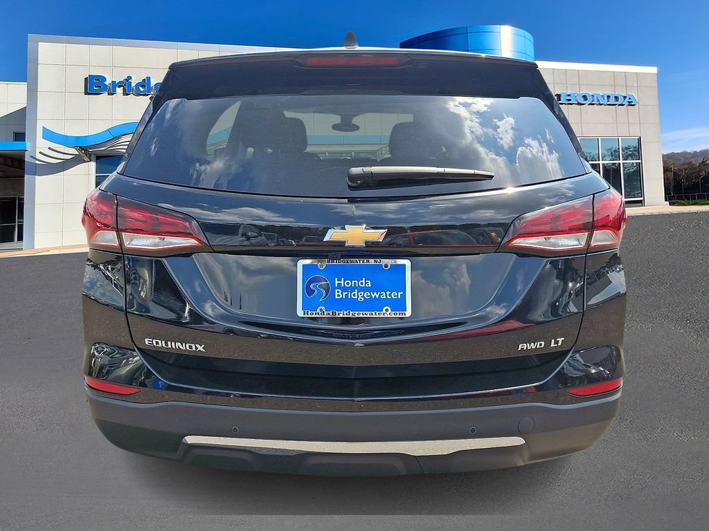 Used 2024 Chevrolet Equinox LT w/ LPO, Floor Liner Package AWD/4WD image 5