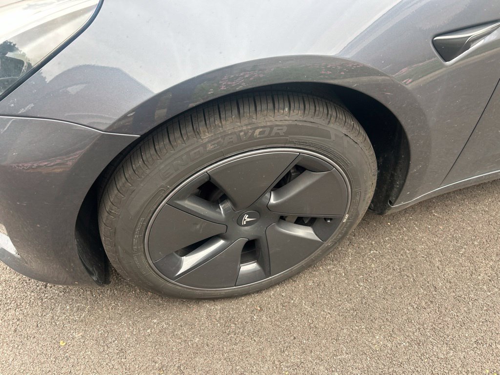 Used 2023 Tesla Model 3 Standard Range RWD image 16