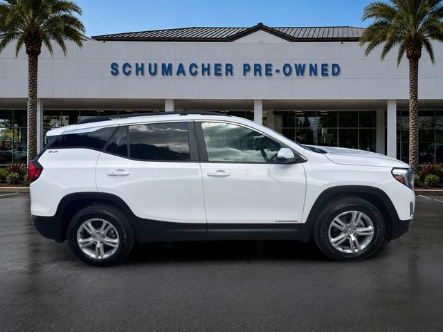 Certified 2021 GMC Terrain SLE w/ Driver Convenience Package AWD/4WD image 8