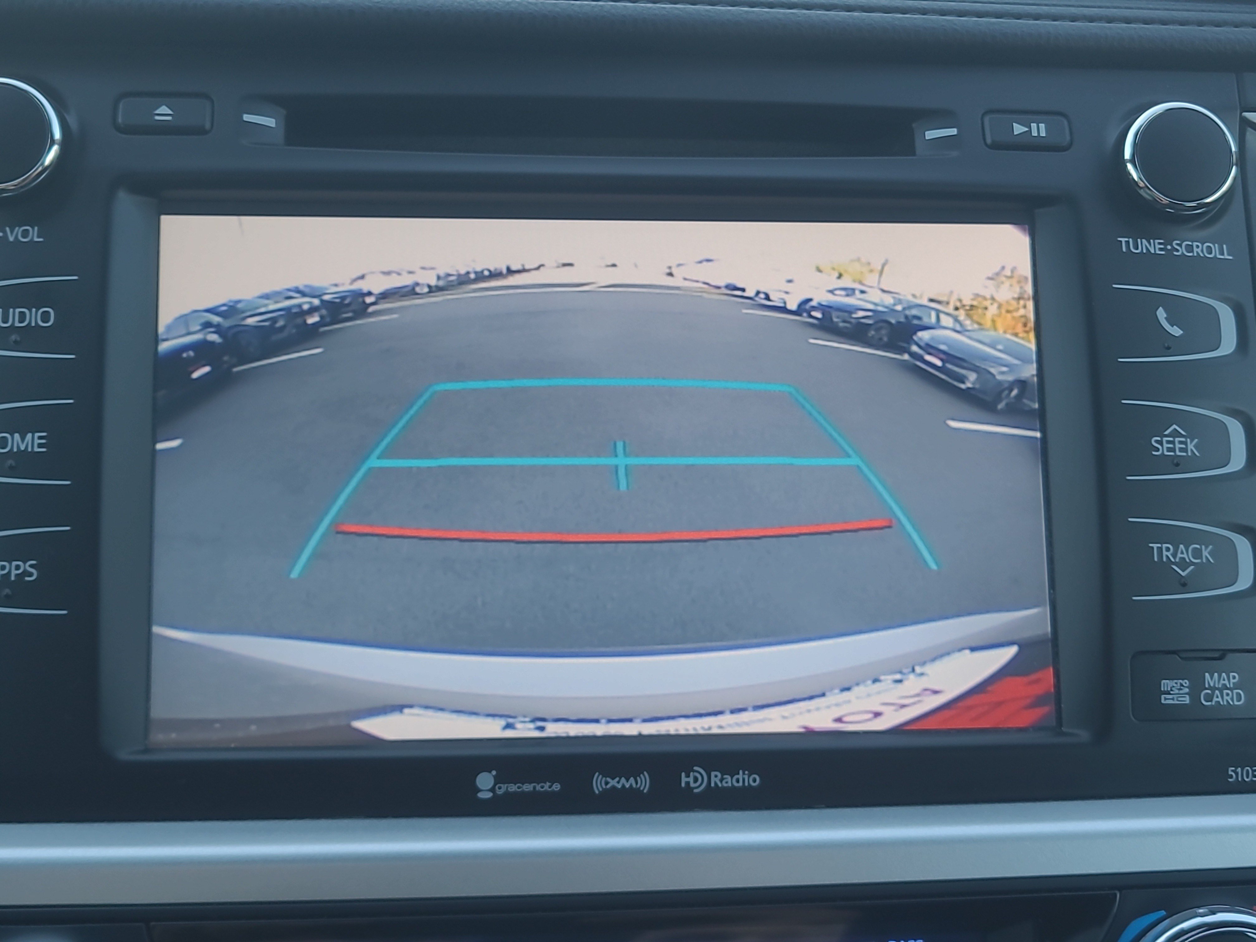 Used 2019 Toyota Highlander XLE AWD/4WD image 27