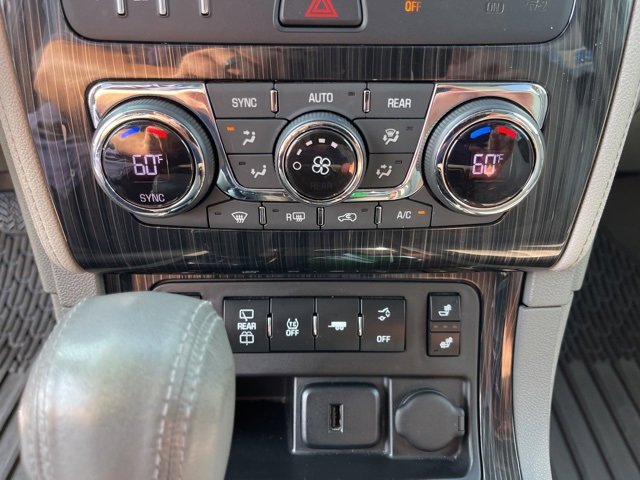 Used 2016 Chevrolet Traverse LT image 26