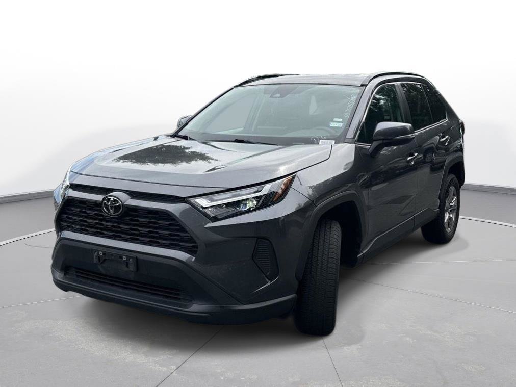 Certified 2025 Toyota RAV4 XLE FWD image 2