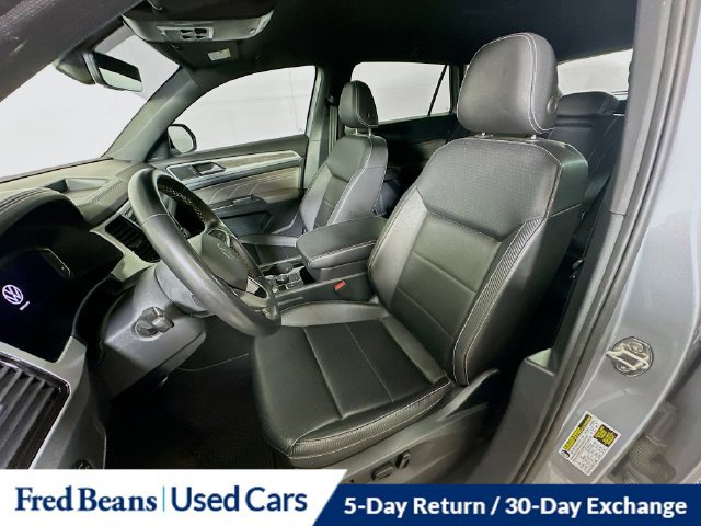 Used 2023 Volkswagen Atlas Cross Sport SE w/ Black Wheel Package AWD/4WD image 27