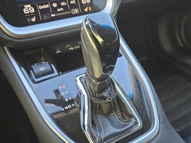 Used 2022 Subaru Outback Limited image 13