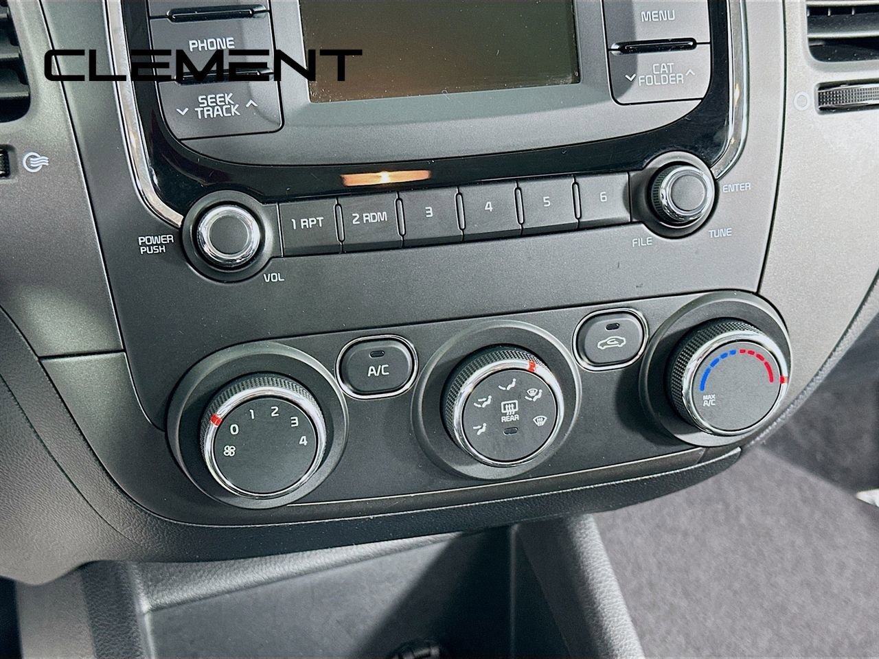 Used 2017 Kia Forte LX image 20