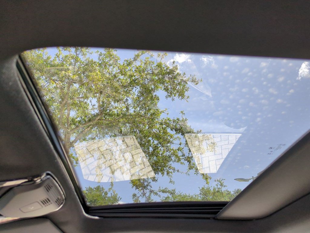 New 2026 BMW 330i xDrive Sedan w/ Premium Package AWD/4WD image 20