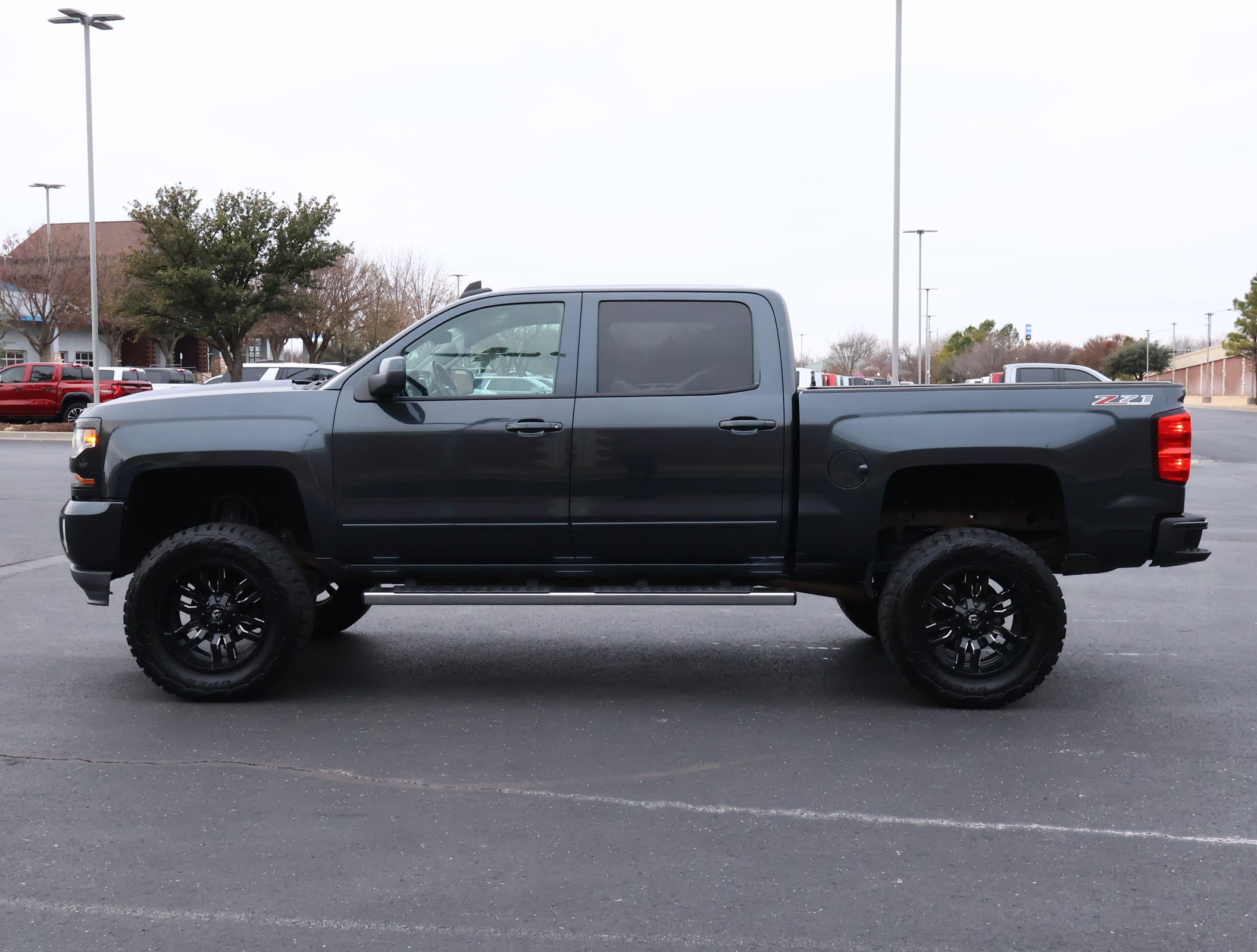 Used 2017 Chevrolet Silverado 1500 LT w/ All Star Edition image 27