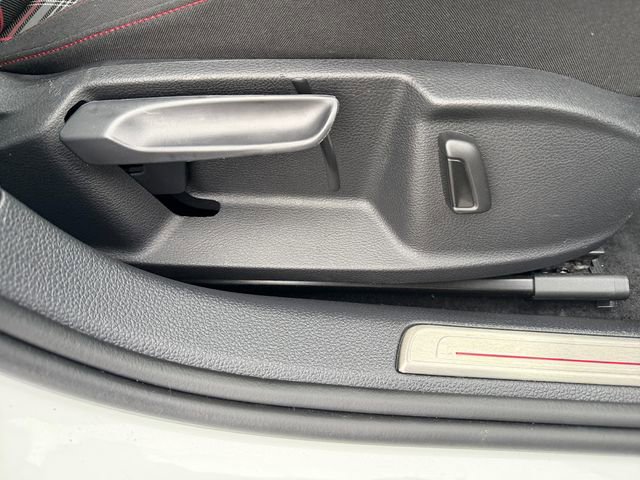 Used 2021 Volkswagen GTI S image 35