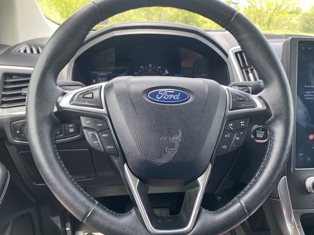 Used 2024 Ford Edge Titanium AWD/4WD image 31