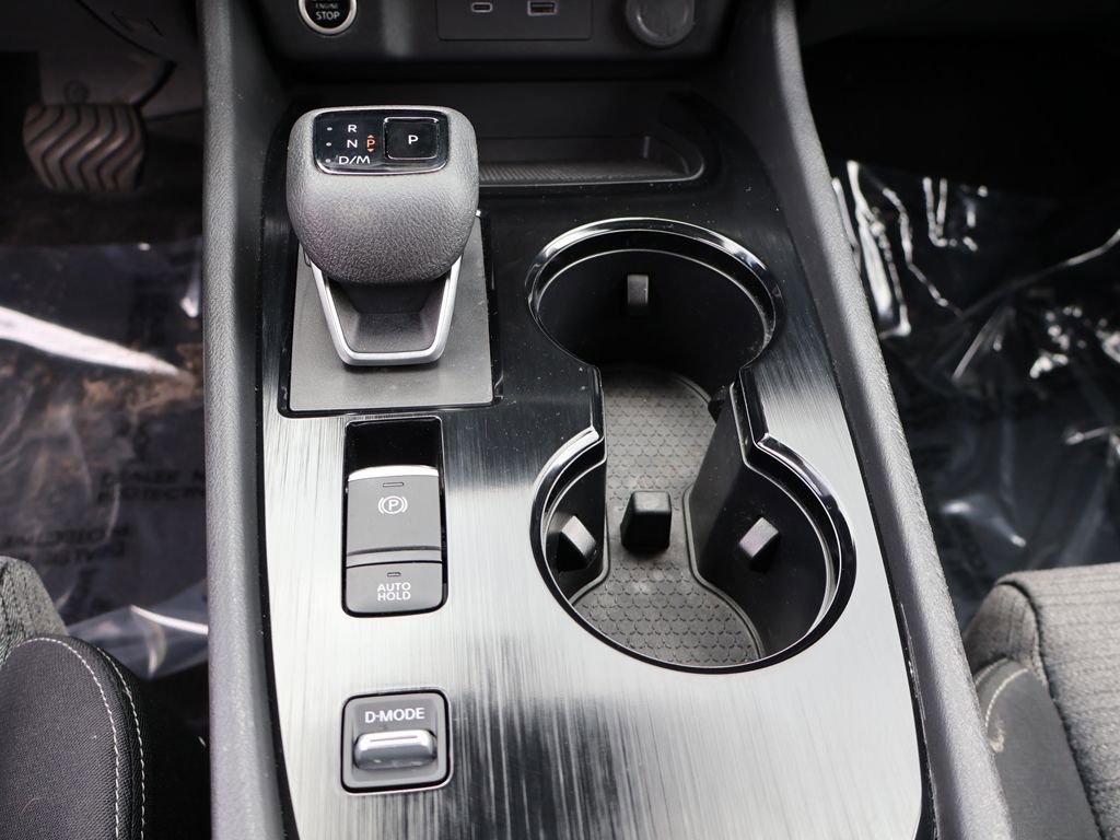 Used 2023 Nissan Rogue SV FWD image 46