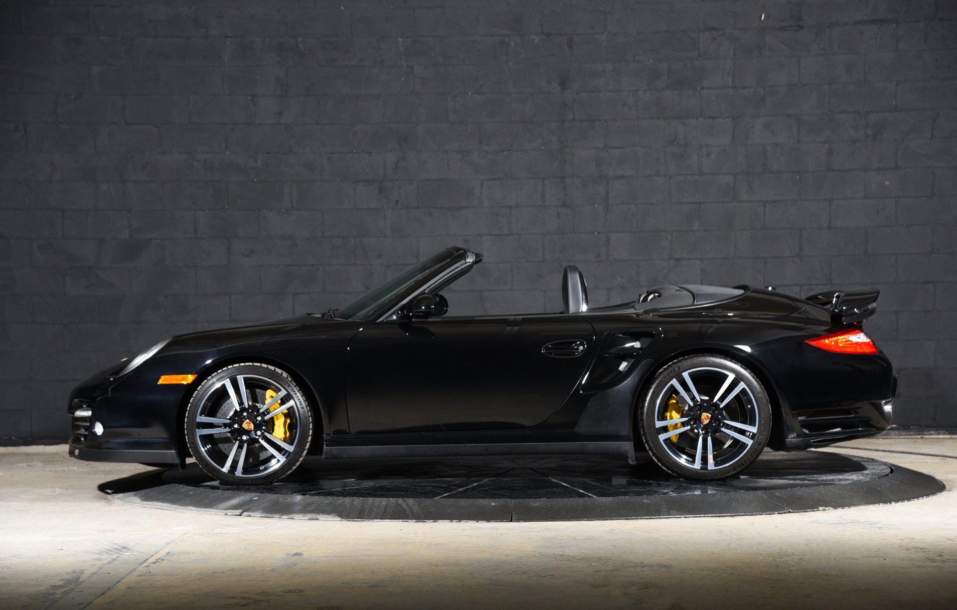 Used 2011 Porsche 911 Turbo S AWD/4WD image 12