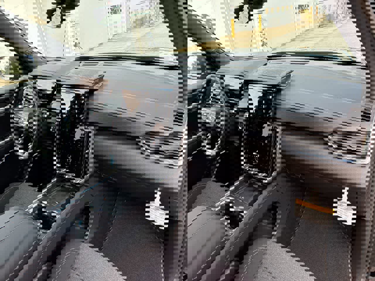 New 2026 GMC Acadia Elevation image 29