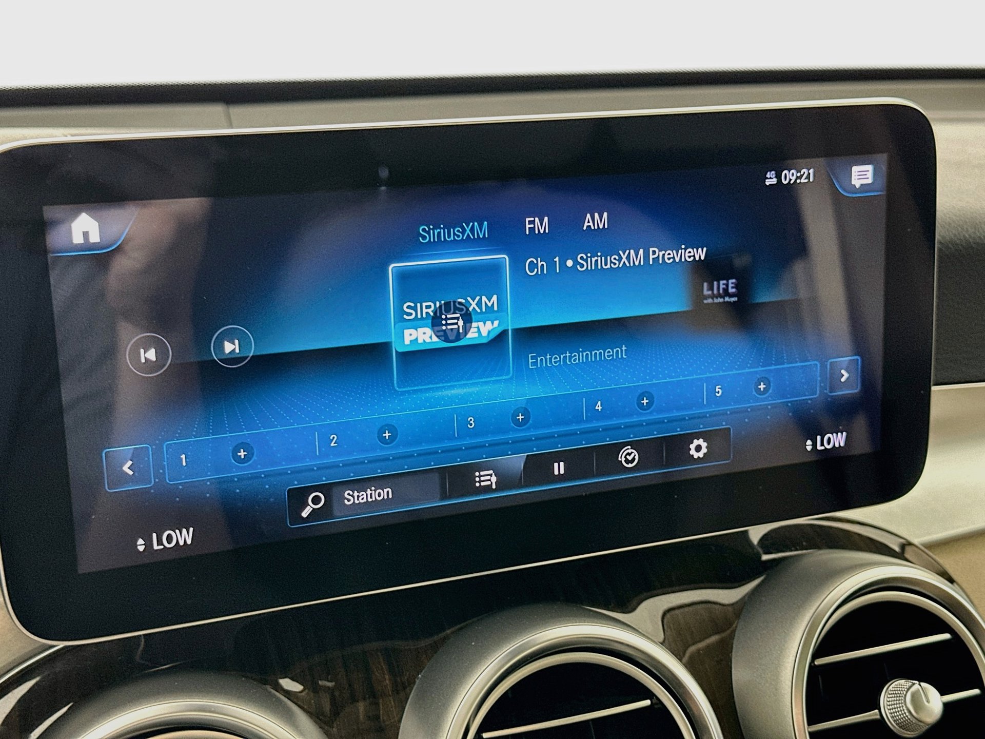 Certified 2022 Mercedes-Benz GLC 300 image 15