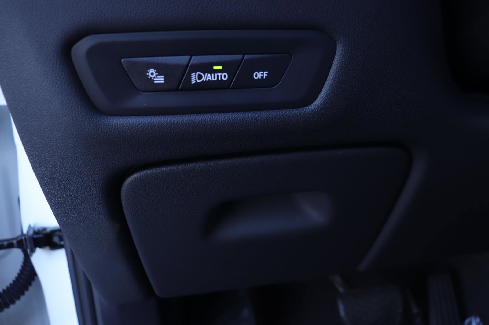 Used 2024 BMW X5 xDrive40i w/ Premium Package image 27