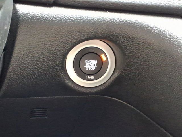 New 2027 Chrysler Pacifica Select FWD image 11