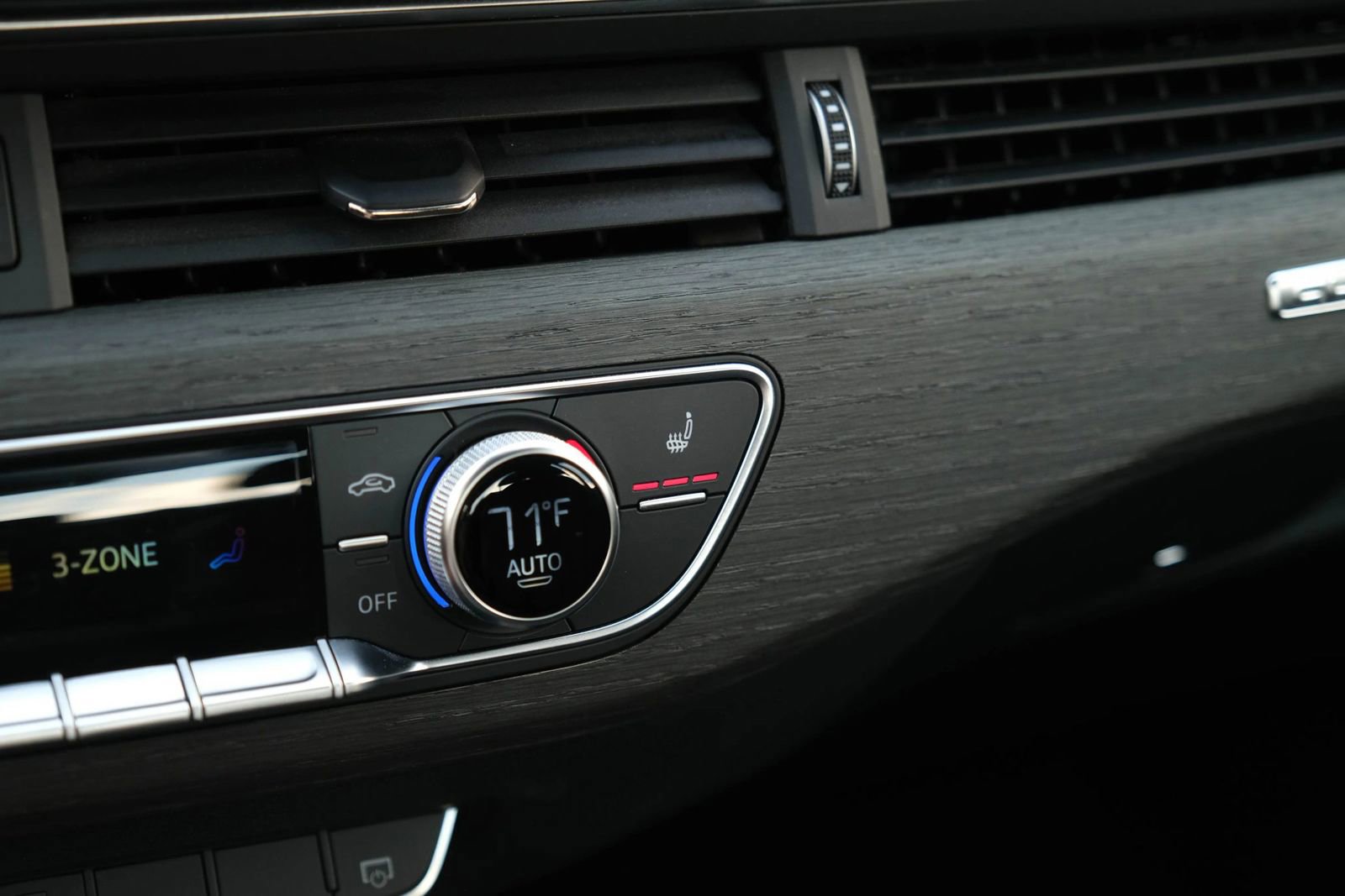 Used 2024 Audi A4 2.0T Premium Plus image 40