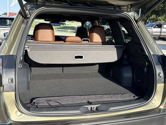 Certified 2026 Subaru Forester Touring AWD/4WD image 13