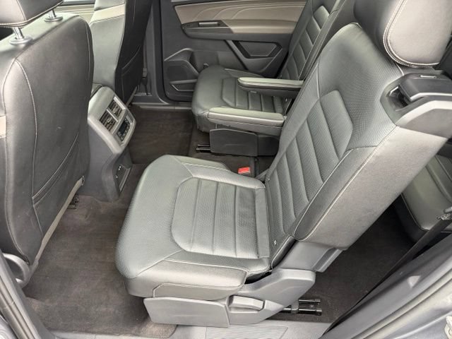 Used 2022 Volkswagen Atlas SEL Premium AWD/4WD image 9