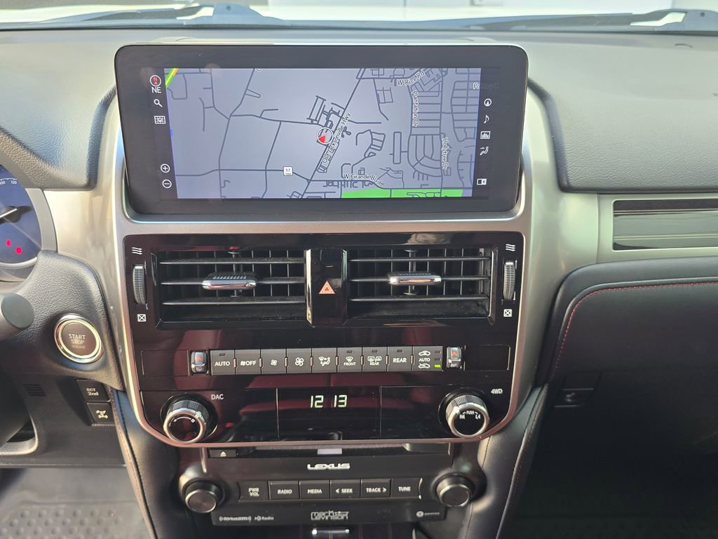 Used 2022 Lexus GX 460 Premium w/ Accessory Package AWD/4WD image 28