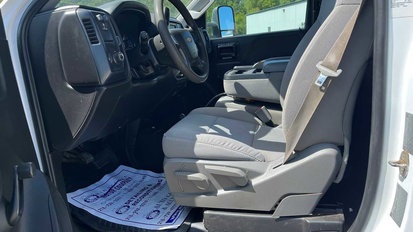 Used 2015 Chevrolet Silverado 3500 W/T w/ Snow Plow Prep Package image 9