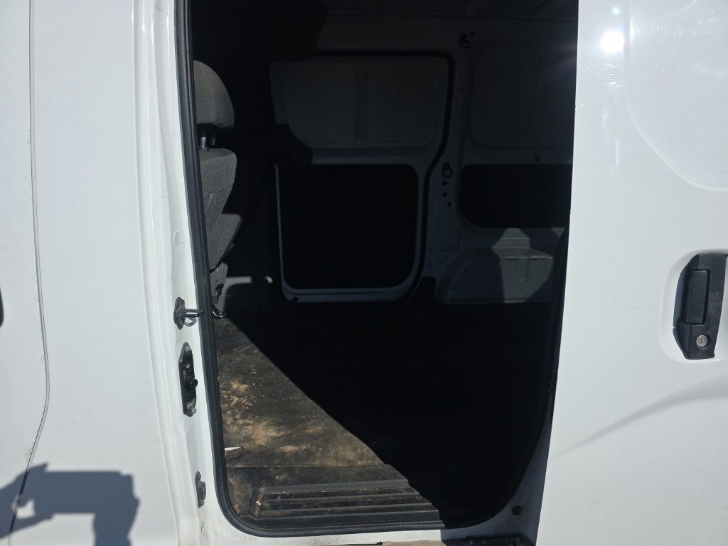 Used 2021 Nissan NV200 S w/ Back Door Glass Package image 14