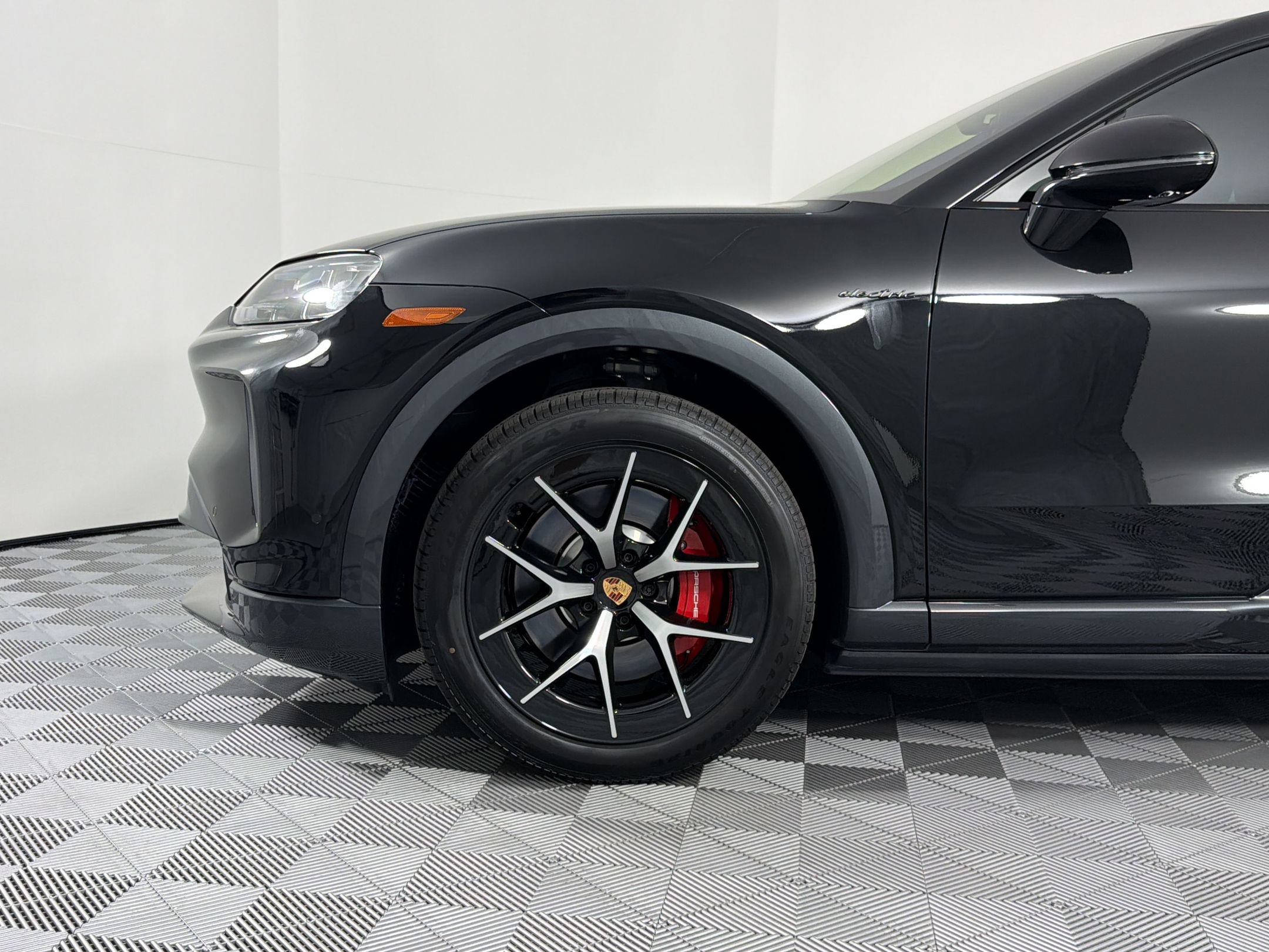 New 2026 Porsche Cayenne S AWD/4WD image 25