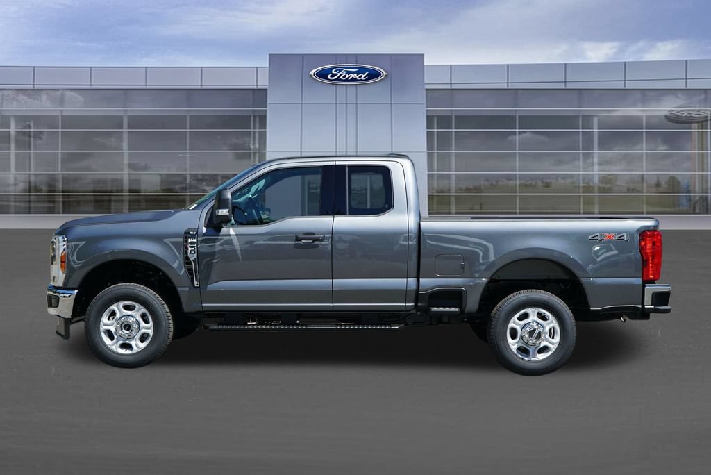 New 2026 Ford F350 XLT AWD/4WD image 4