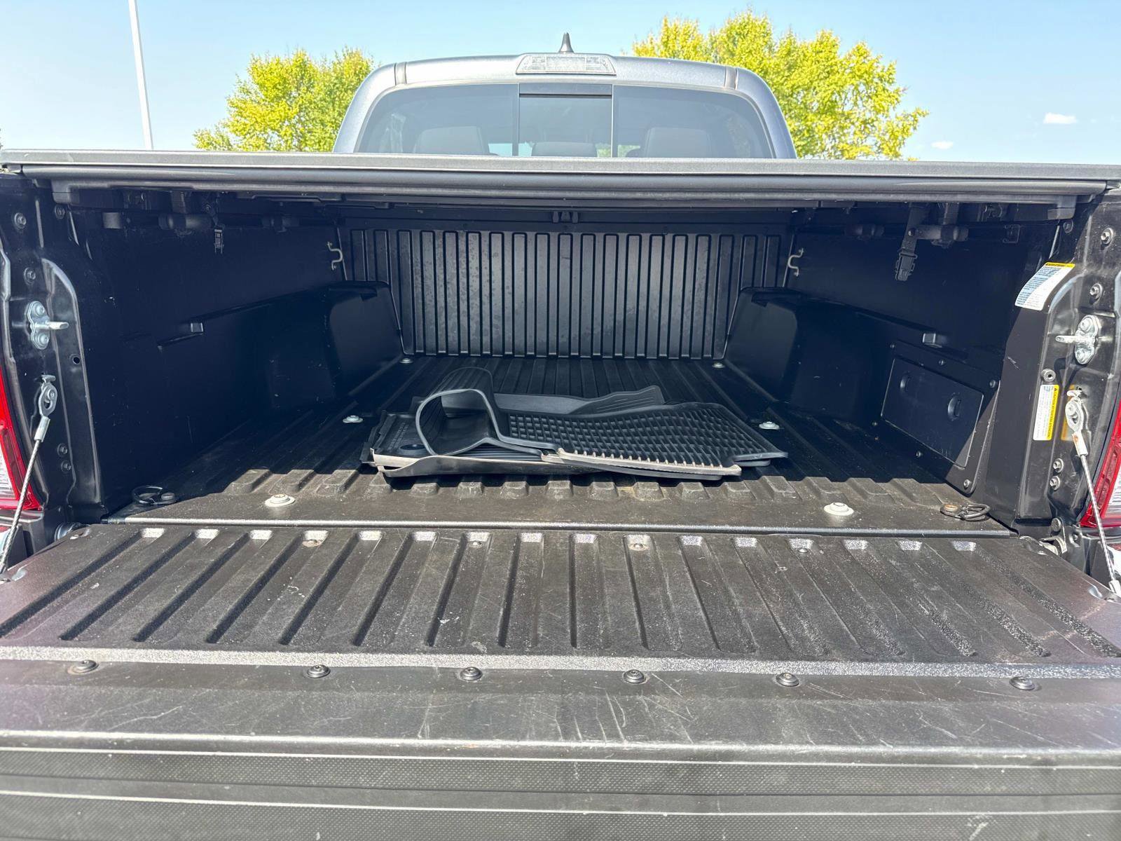 Used 2022 Toyota Tacoma SR5 image 21
