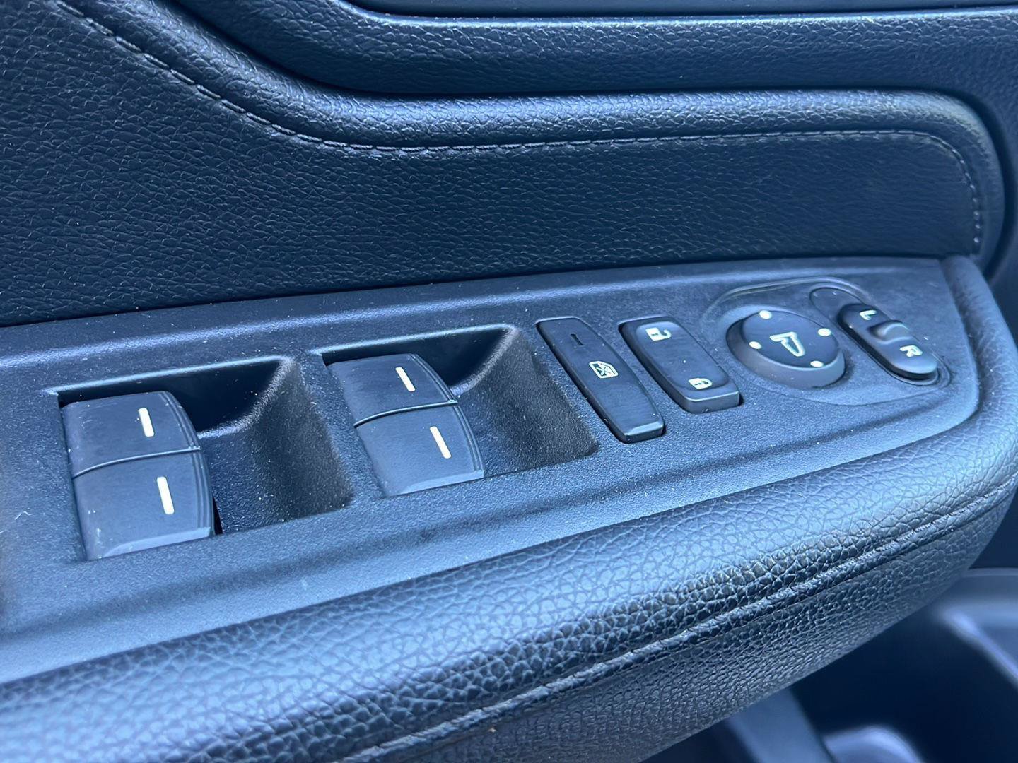 Used 2024 Honda Odyssey EX-L image 6