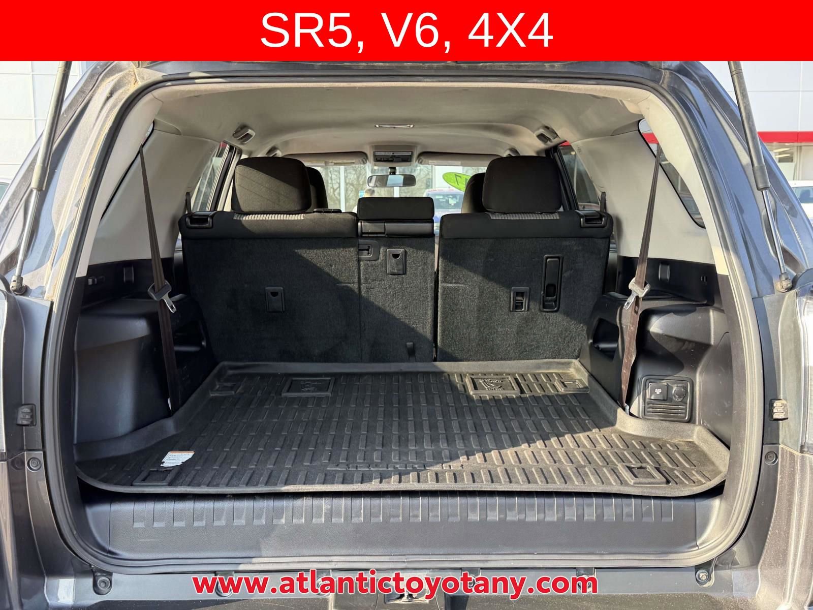 Used 2017 Toyota 4Runner SR5 image 12