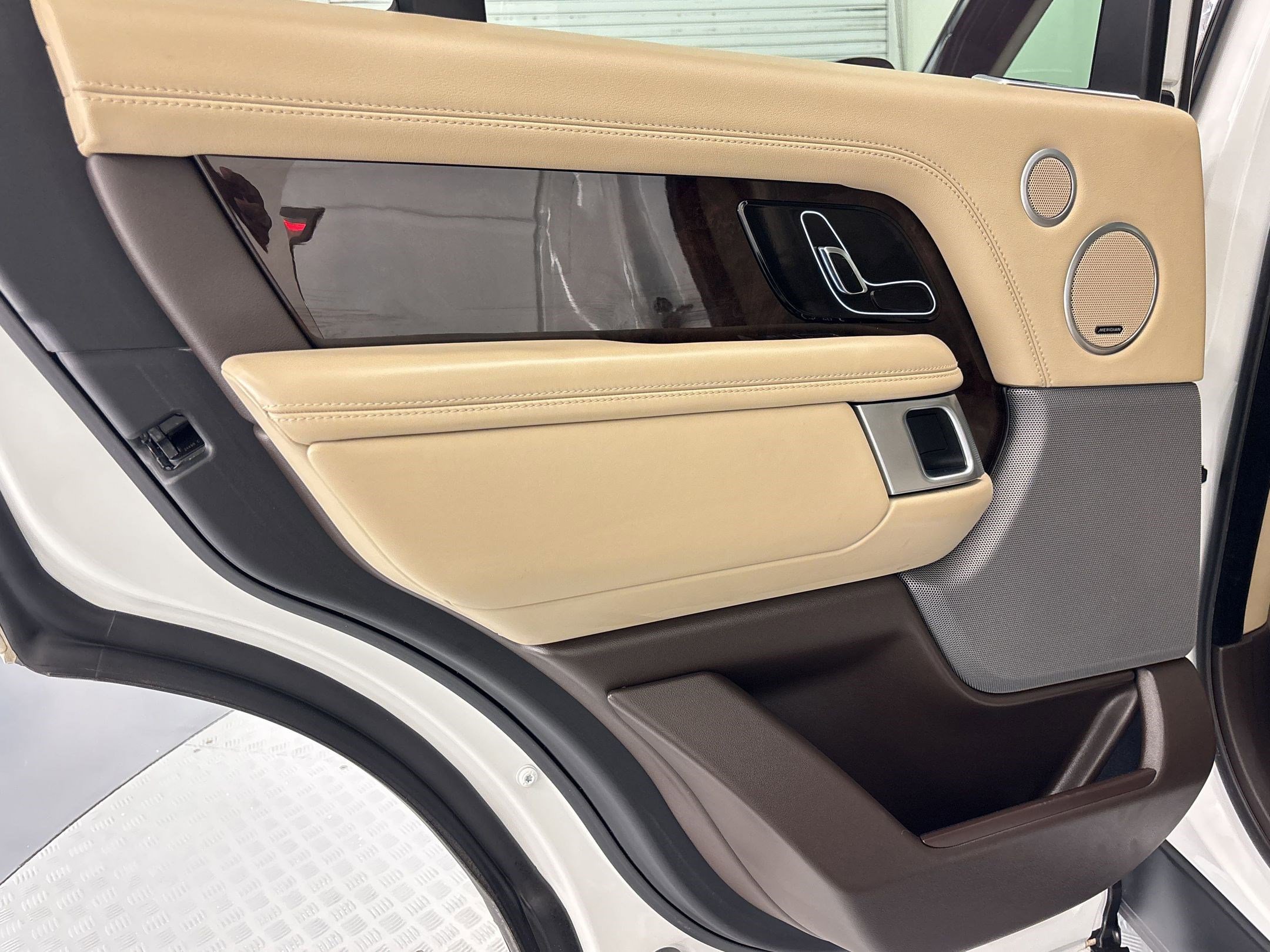 Used 2020 Land Rover Range Rover HSE AWD/4WD image 33