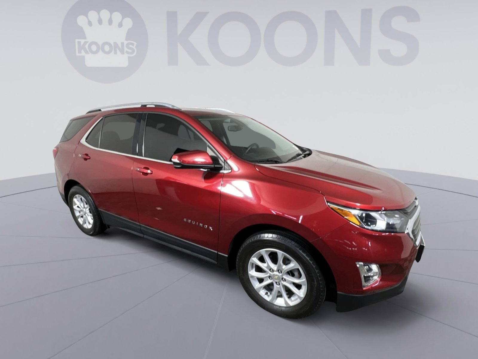 Used 2019 Chevrolet Equinox LT w/ Sun & Navigation Package FWD image 2