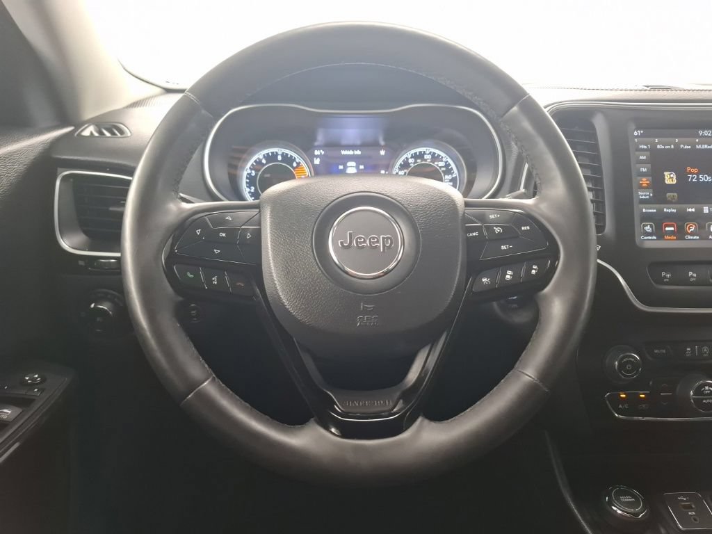 Used 2023 Jeep Cherokee Altitude Lux AWD/4WD image 18