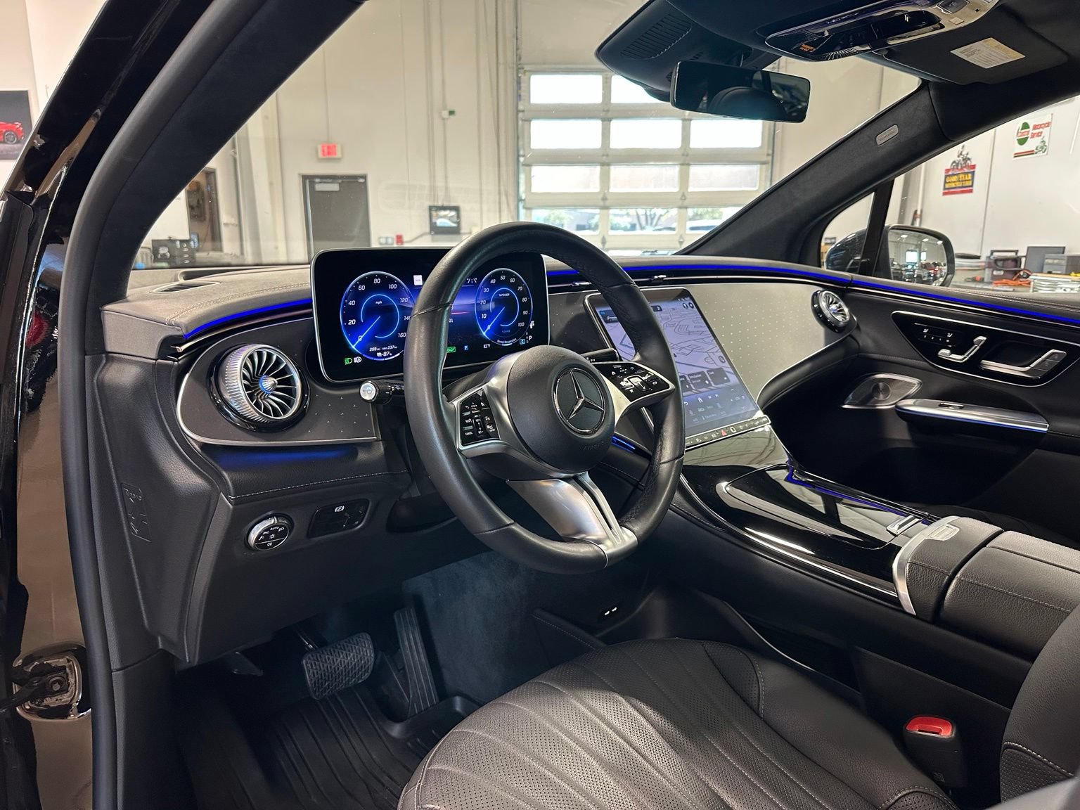 Used 2023 Mercedes-Benz EQE 500 4MATIC SUV image 13