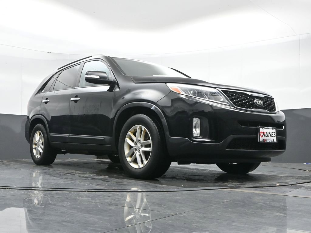 Used 2015 Kia Sorento LX image 46