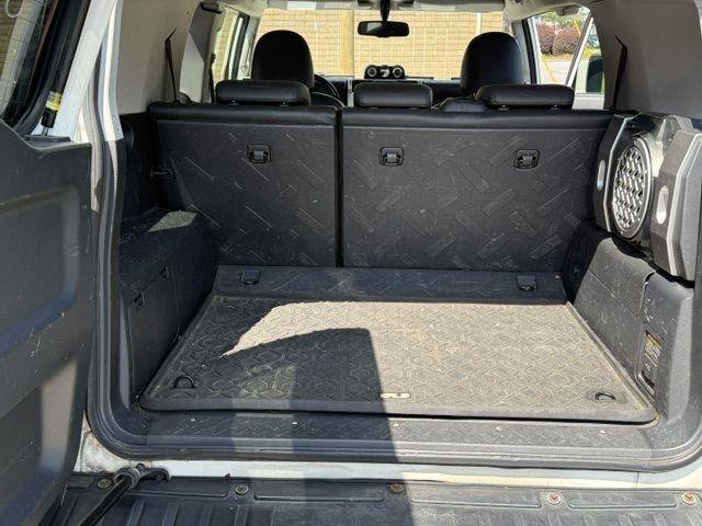 Used 2010 Toyota FJ Cruiser 4WD image 20