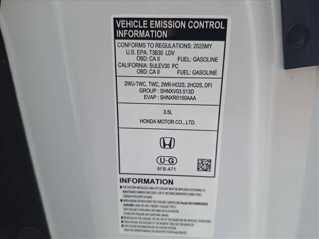 Used 2025 Honda Pilot Elite image 23