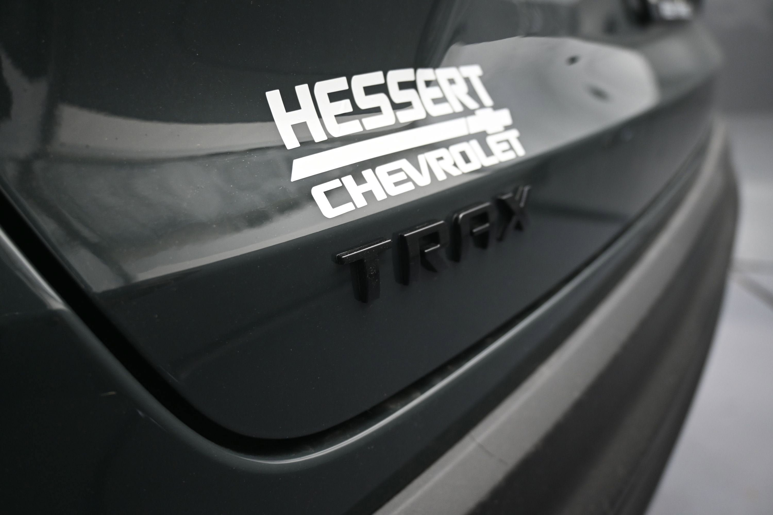 New 2026 Chevrolet Trax LT w/ Sunroof Package FWD image 32