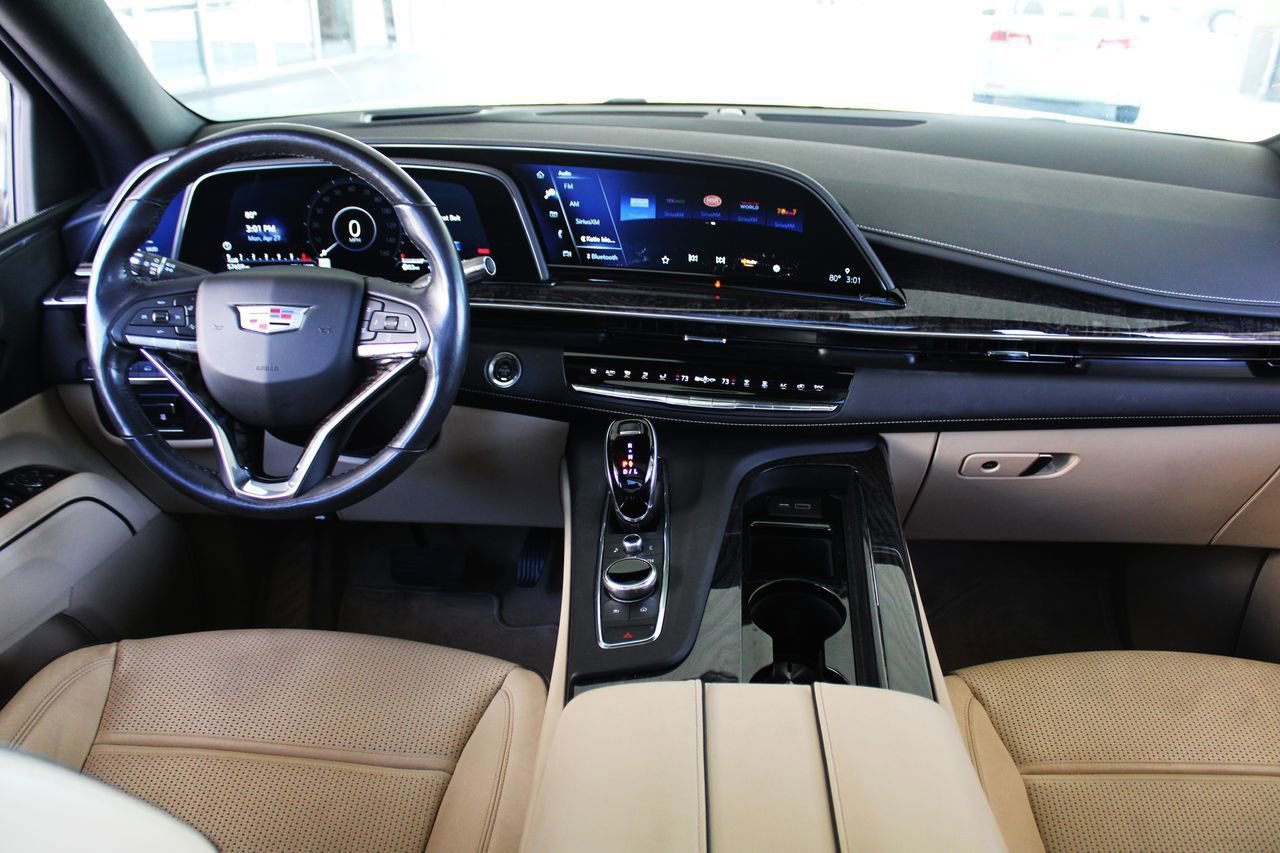 Used 2021 Cadillac Escalade Premium Luxury w/ Driver Assist Tech Package AWD/4WD image 12