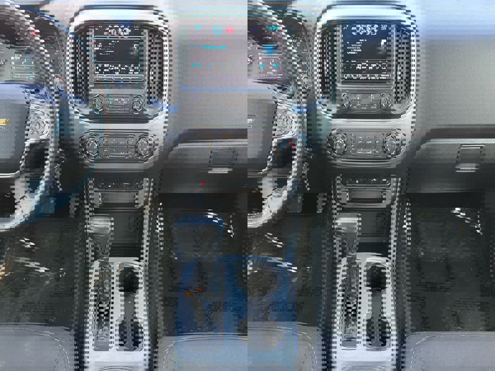 Used 2017 Chevrolet Colorado LT w/ LT Convenience Package image 16