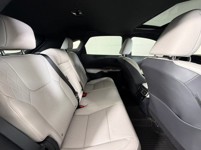 Certified 2026 Lexus RX 350 Premium Plus w/ Accessory Package (2T) FWD image 31