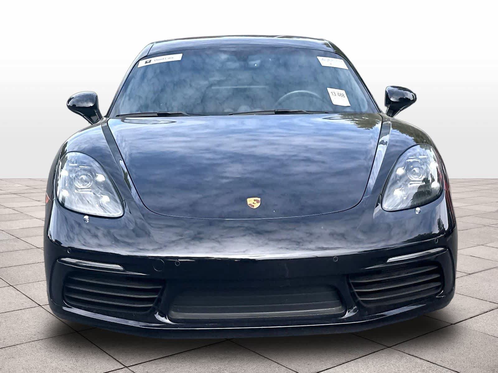 Used 2024 Porsche 718 Cayman RWD image 2