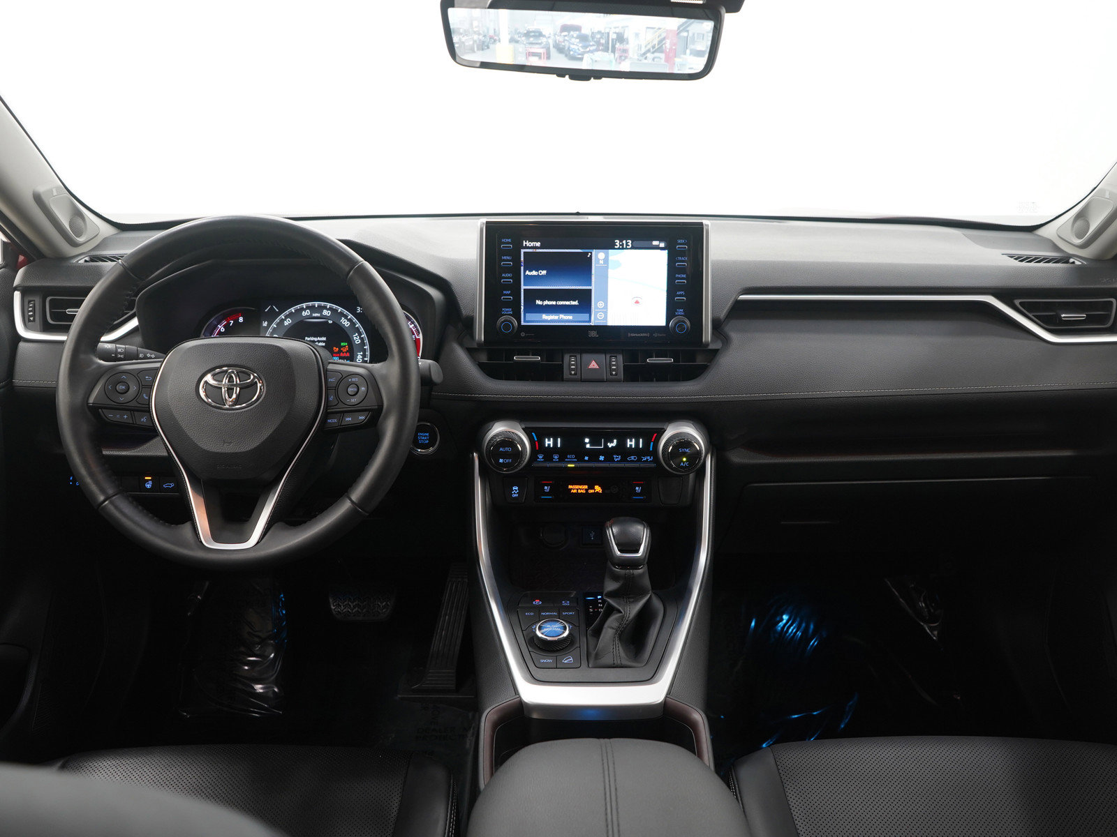 Used 2020 Toyota RAV4 Limited image 15