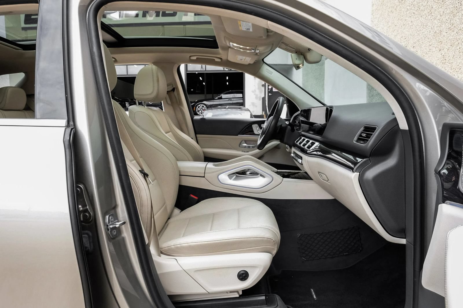 Used 2020 Mercedes-Benz GLE 350 image 40