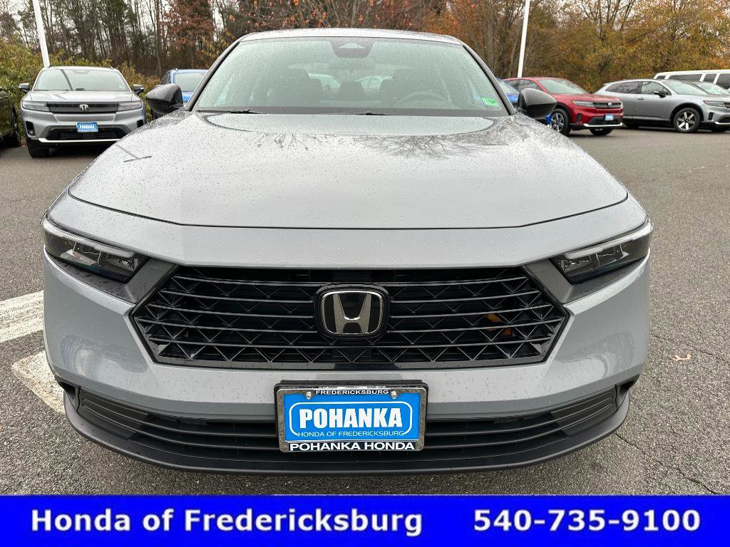 Used 2024 Honda Accord Sport image 9