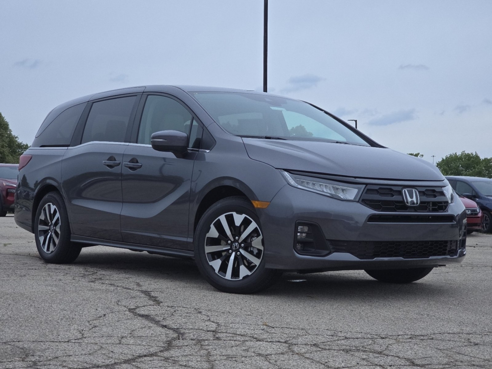 New 2026 Honda Odyssey EX-L image 2