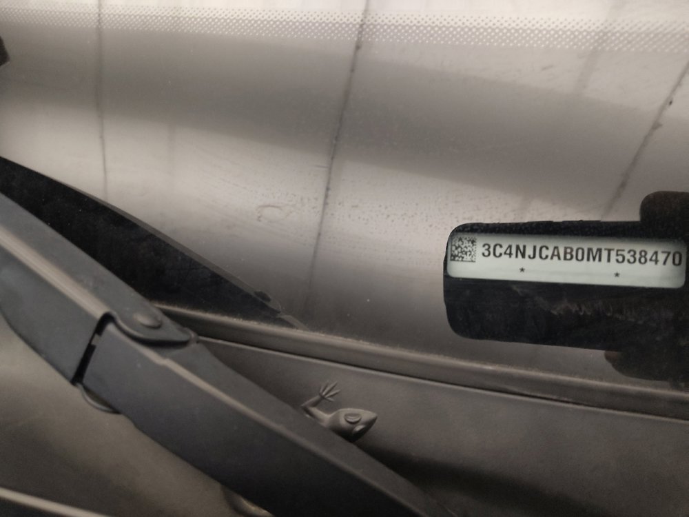 Used 2021 Jeep Compass Sport w/ Cold Weather Group FWD image 33