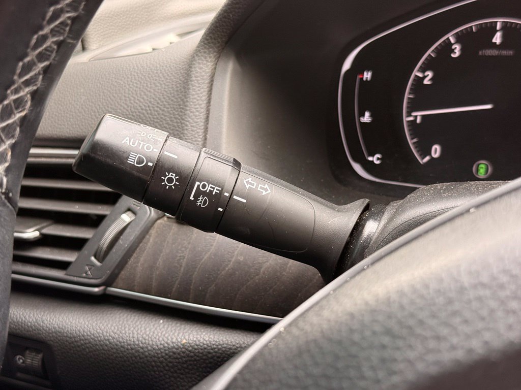 Used 2018 Honda Accord EX-L image 18